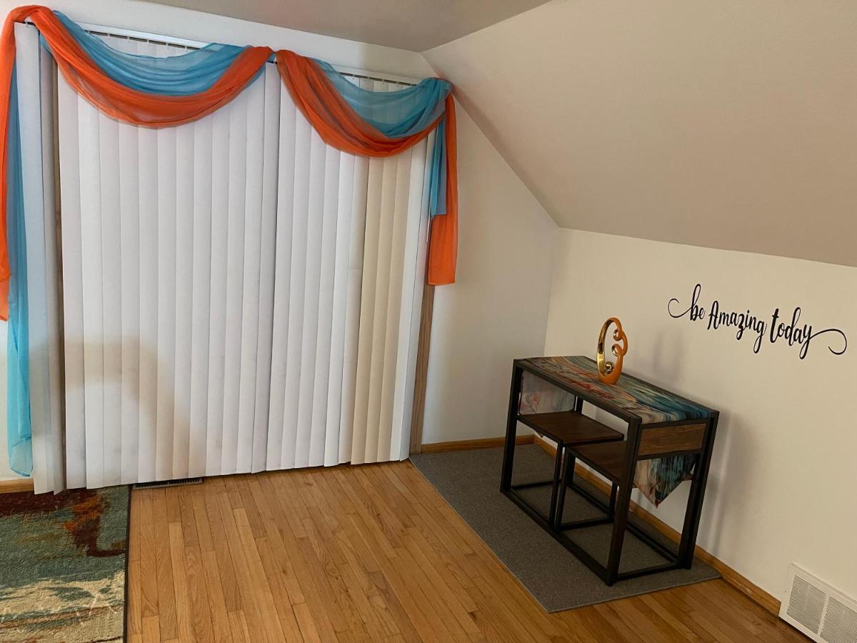 Elite Casa Collection -Free Coffee, Parking, And Wi-Fi Apartment Милуоки Екстериор снимка