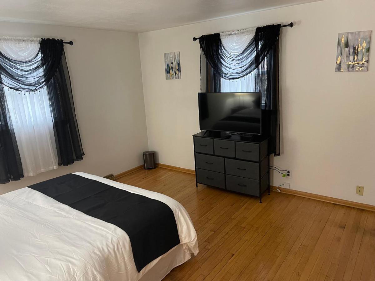 Elite Casa Collection -Free Coffee, Parking, And Wi-Fi Apartment Милуоки Екстериор снимка