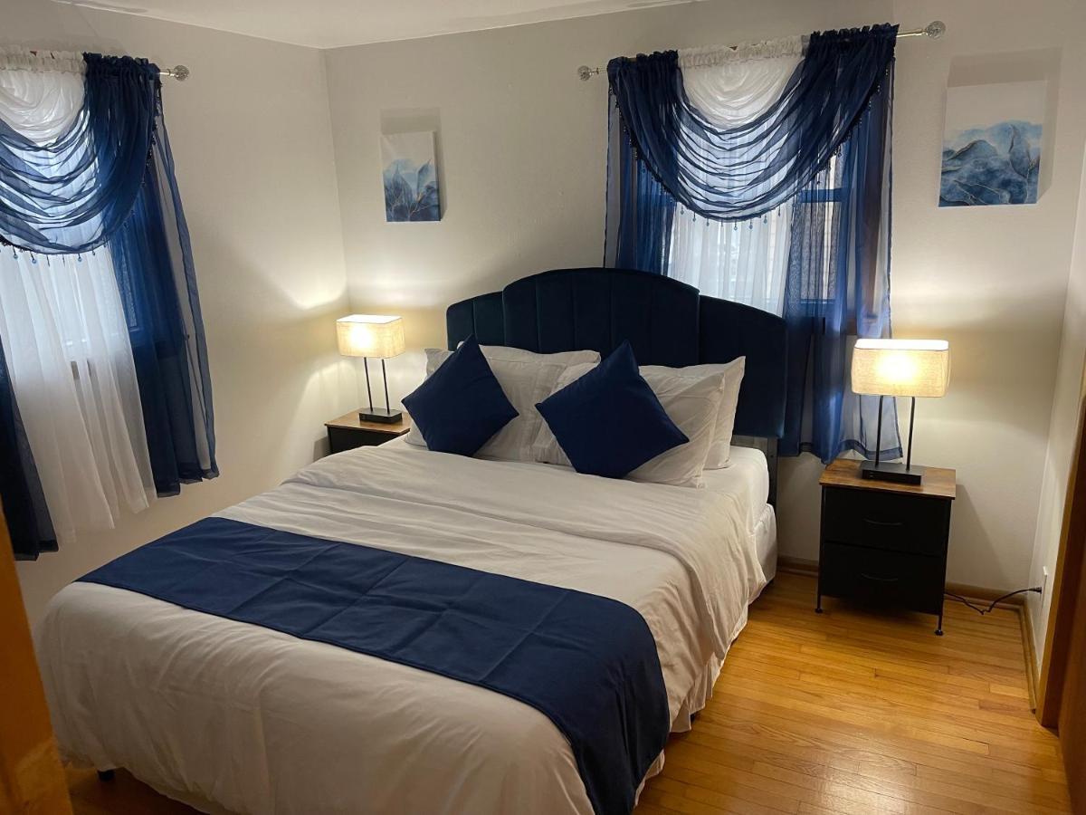 Elite Casa Collection -Free Coffee, Parking, And Wi-Fi Apartment Милуоки Екстериор снимка